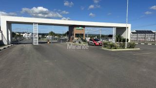 Lote / Terreno de Condomínio Para Vender no bairro Chaparral em Feira De Santana