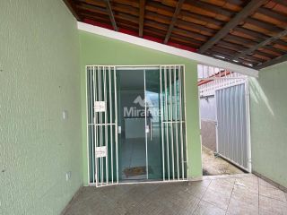 Casa Para Alugar com 7 quartos sendo 1 suíte no bairro Ponto Central em Feira De Santana