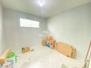 Casa Para Alugar com 7 quartos sendo 1 suíte no bairro Ponto Central em Feira De Santana