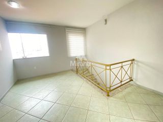 Casa Para Alugar com 7 quartos sendo 1 suíte no bairro Ponto Central em Feira De Santana