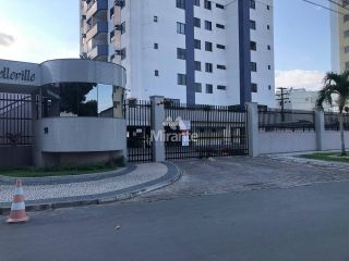 Apartamento Para Alugar com 3 quartos sendo 2 suítes no bairro Ponto Central em Feira De Santana