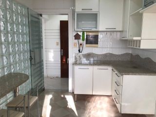 Apartamento Para Alugar com 3 quartos sendo 2 suítes no bairro Ponto Central em Feira De Santana