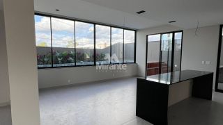 Casa de Condomínio Para Vender com 4 quartos sendo 4 suítes no bairro Papagaio em Feira De Santana