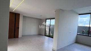 Casa de Condomínio Para Vender com 4 quartos sendo 4 suítes no bairro Papagaio em Feira De Santana