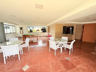 Apartamento Para Vender com 4 quartos sendo 3 suítes no bairro Kalilândia em Feira De Santana