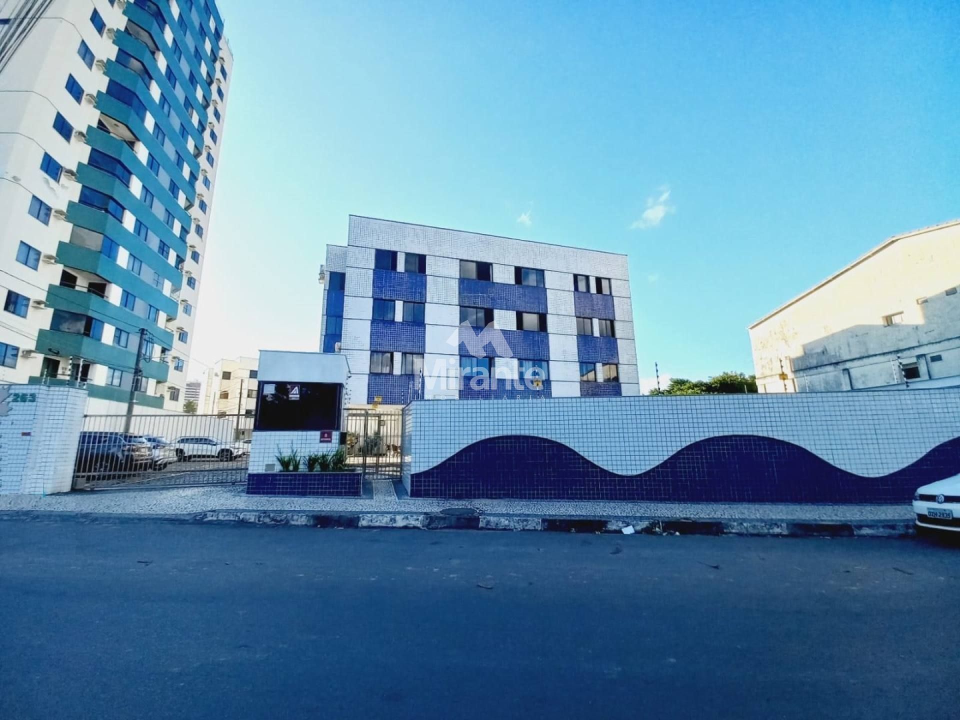 Apartamento Para Vender com 3 quartos 1 suíte no bairro Ponto Central em Feira De Santana