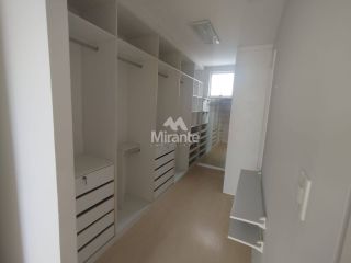 Casa de Condomínio Para Alugar com 3 quartos sendo 3 suítes no bairro Sim em Feira De Santana