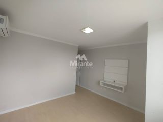 Casa de Condomínio Para Alugar com 3 quartos sendo 3 suítes no bairro Sim em Feira De Santana