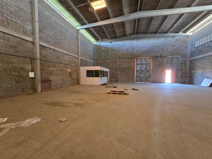 Galpão / Depósito / Armazém Para Alugar no bairro Novo Horizonte em Feira De Santana