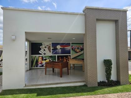 Casa de Condomínio Mobiliada Para Vender com 3 quartos sendo 1 suíte no bairro Registro em Feira De Santana