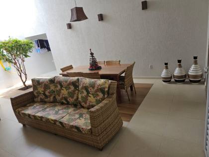 Casa de Condomínio Mobiliada Para Vender com 3 quartos sendo 1 suíte no bairro Registro em Feira De Santana