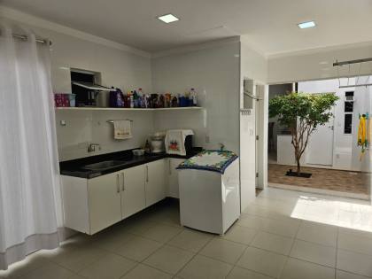 Casa de Condomínio Mobiliada Para Vender com 3 quartos sendo 1 suíte no bairro Registro em Feira De Santana