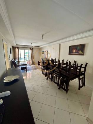 Apartamento quadra mar disponível para Temporada