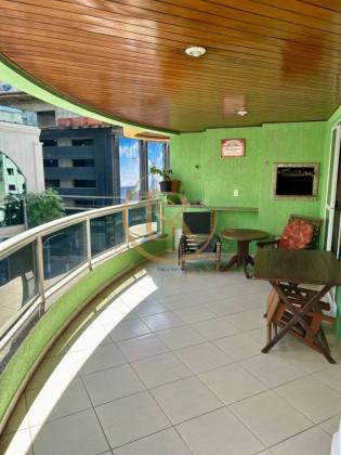 Apartamento quadra mar disponível para Temporada