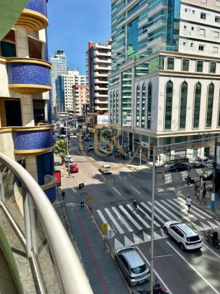 Apartamento quadra mar disponível para Temporada