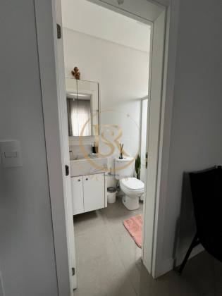 Apartamento à venda no Perequê