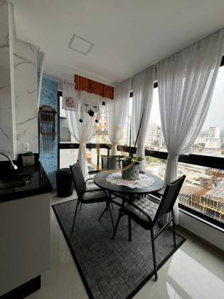 Apartamento à venda no Perequê