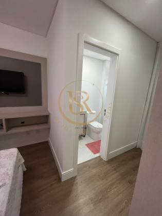 Apartamento novo mobiliado para venda a 150 metros da praia de Perequê