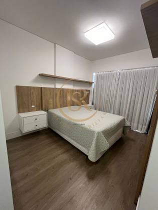 Apartamento novo mobiliado para venda a 150 metros da praia de Perequê