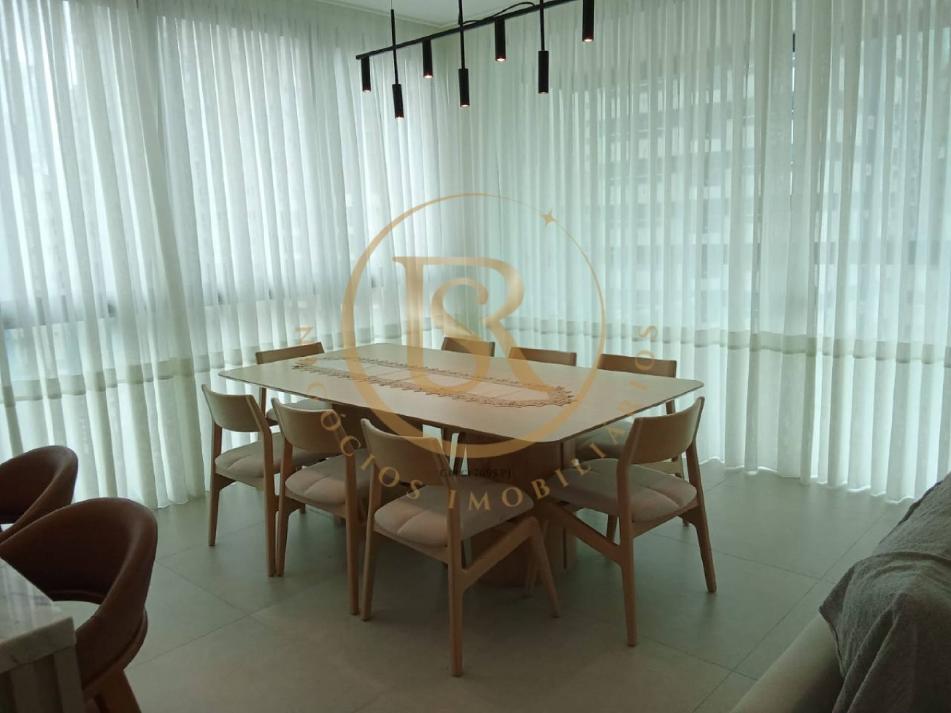 Apartamento 3 suítes - mobiliado - Aluguel de Temporada