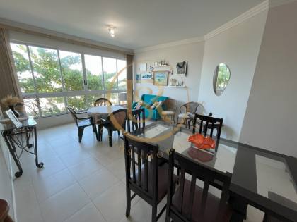 Frente Mar - Locação de Temporada em Meia Praia