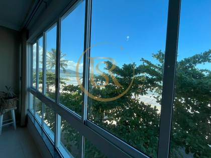 Frente Mar - Locação de Temporada em Meia Praia