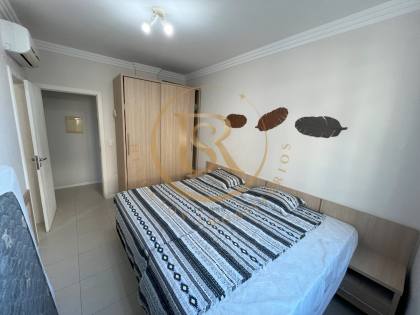 Frente Mar - Locação de Temporada em Meia Praia