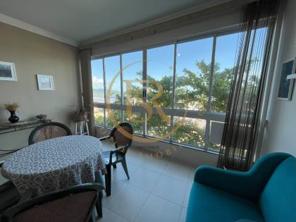 Frente Mar - Locação de Temporada em Meia Praia