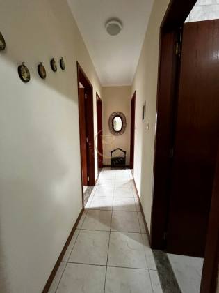 Compre casa no Perequê