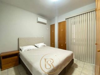 Apartamento à venda a 150 metros do mar no bairro Meia Praia