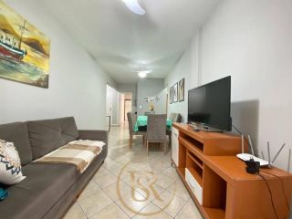 Apartamento à venda a 150 metros do mar no bairro Meia Praia