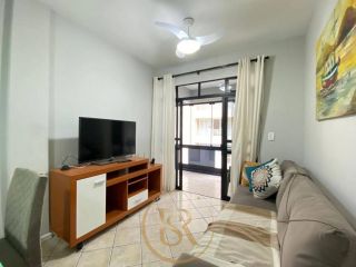 Apartamento à venda a 150 metros do mar no bairro Meia Praia