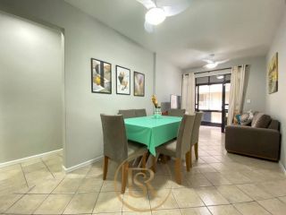 Apartamento à venda a 150 metros do mar no bairro Meia Praia