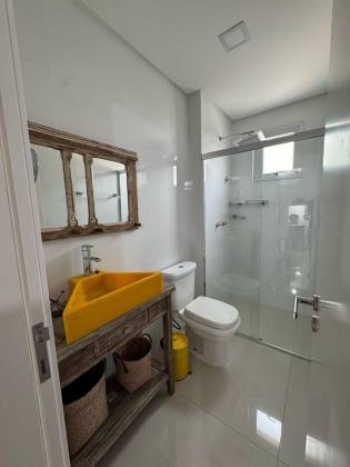 Apartamento à venda em Itapema