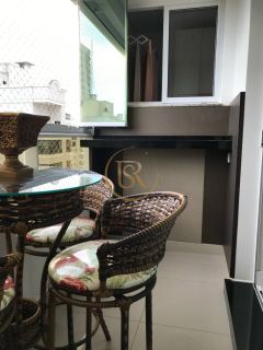 APARTAMENTO Á VENDA