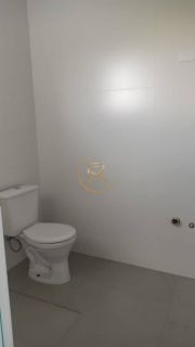 Sobrado Geminado para Venda