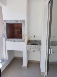 Apartamento à venda no bairro Morretes em Itapema.