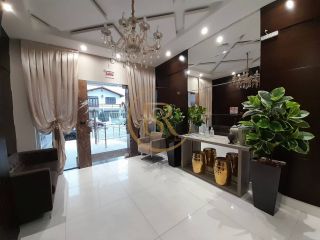 Apartamento com 03 suítes