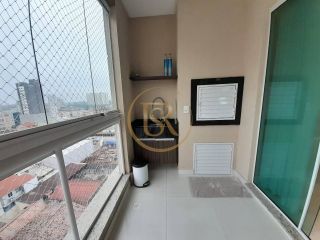 Apartamento com 03 suítes