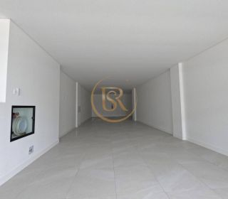 Sala comercial frente mar no Perequê