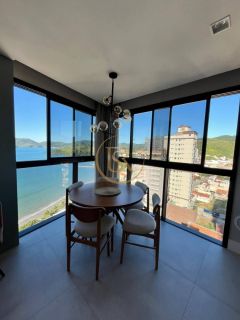 Apartamento à venda vista mar na praia do Perequê