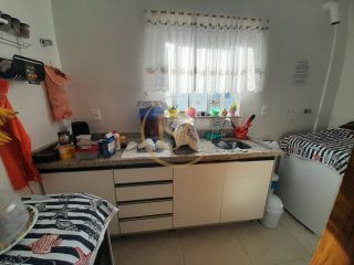 Belíssimo apartamento na Meia Praia com 03 suítes