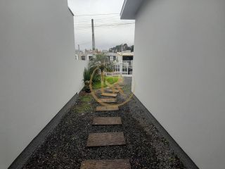 Casa pronta por 370 mil em Tijucas