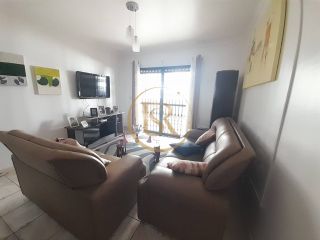 Apartamento com terraço amplo.