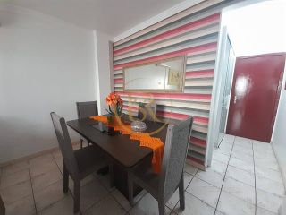Apartamento com terraço amplo.