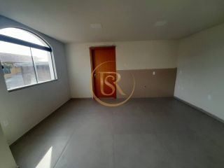 Sala comercial no centro de Porto Belo