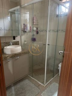 Casa com piscina e mesa de snooker, Aluguel de temporada.