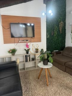 Casa com piscina e mesa de snooker, Aluguel de temporada.