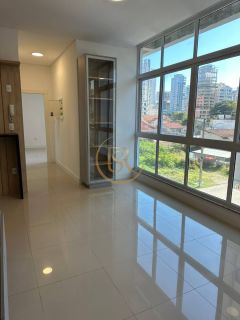 Apartamento semi-mobiliado 