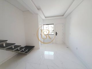 Sobrado à venda no bairro Morretes